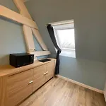 公寓 Normandy Couple Getaway With Garden *